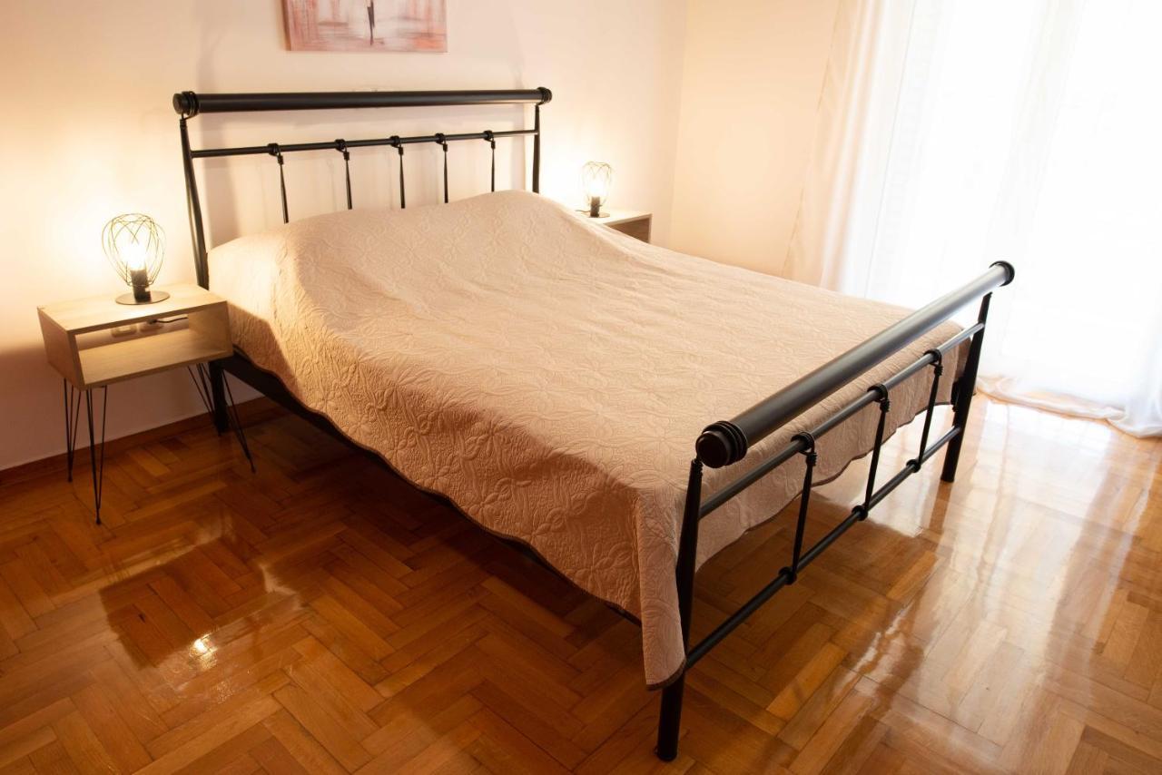 Dimantheo Apartment Атина Екстериор снимка